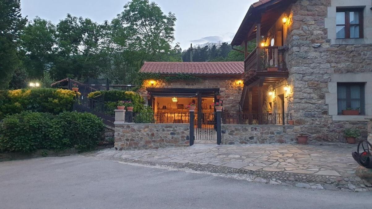 Casa Rural Caborzal Renedo De Cabuerniga Екстериор снимка