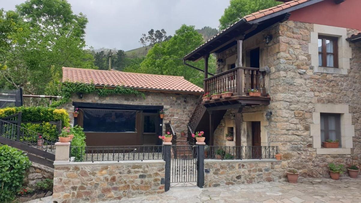 Casa Rural Caborzal Renedo De Cabuerniga Екстериор снимка