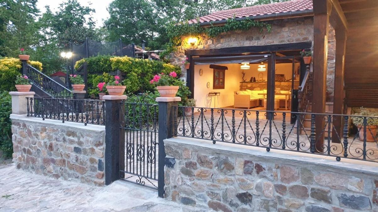 Casa Rural Caborzal Renedo De Cabuerniga Екстериор снимка