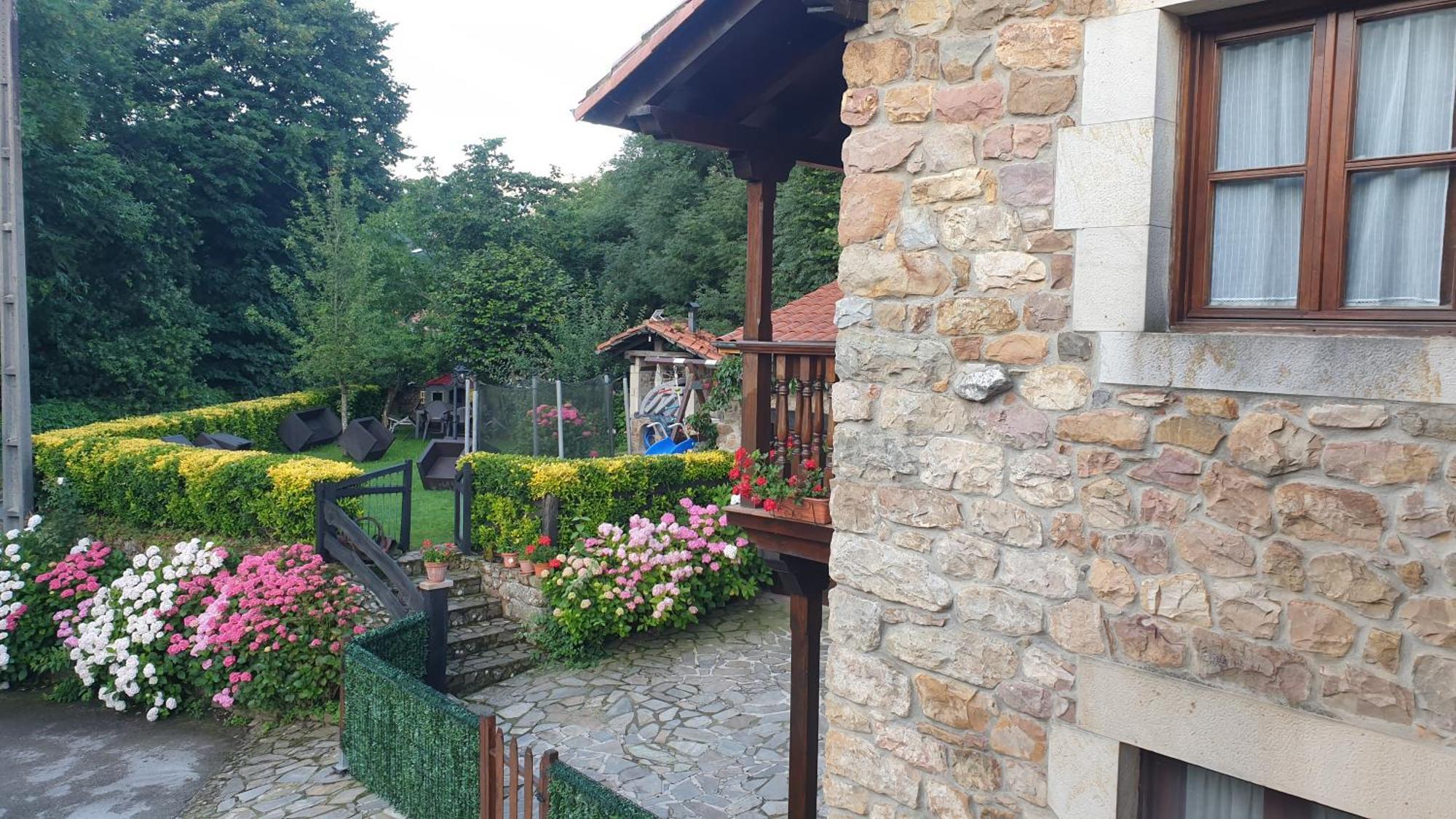 Casa Rural Caborzal Renedo De Cabuerniga Екстериор снимка
